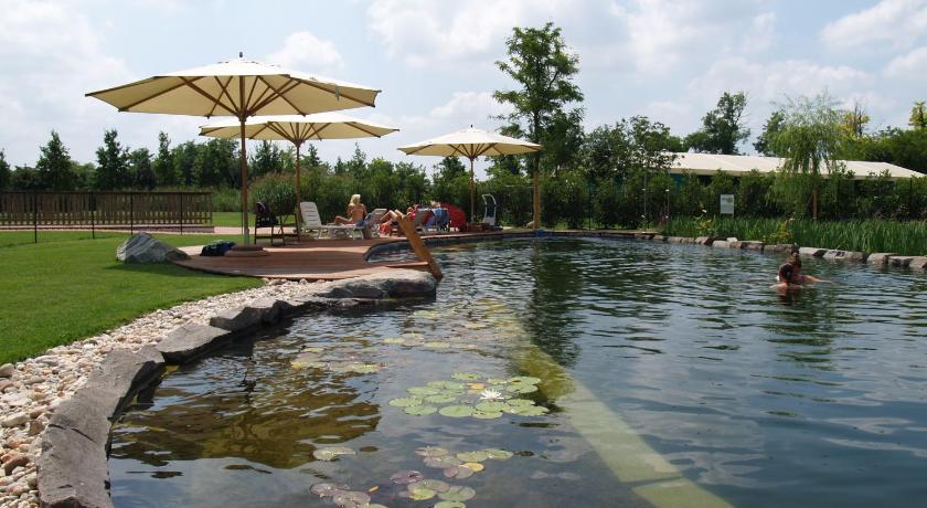 生態(tài)游泳池,游泳池水處理設(shè)備 生態(tài)游泳池,游泳池水處理設(shè)備