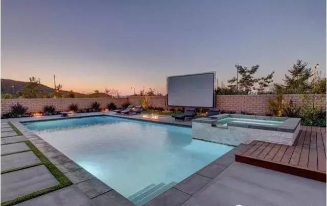 私人泳池,別墅生活,泳池設(shè)備